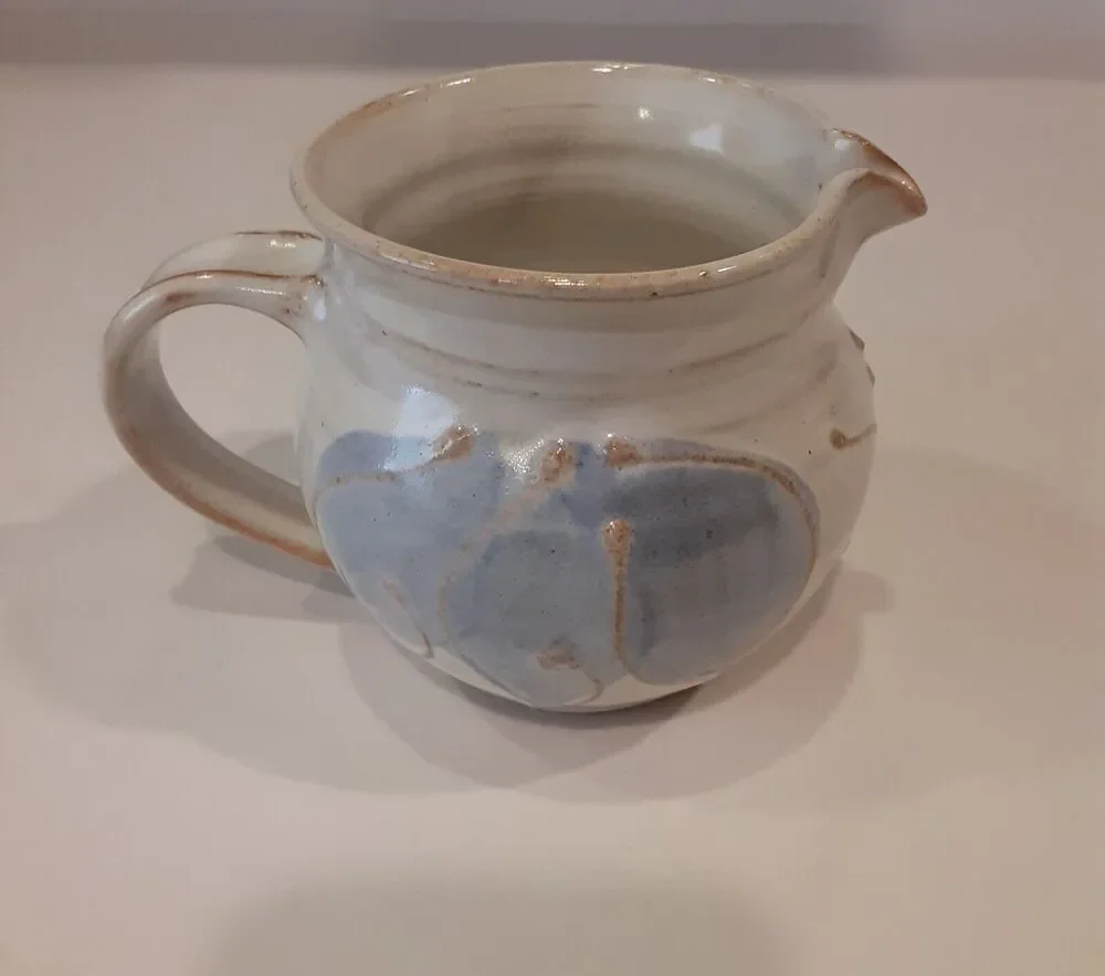 Stoneware Pottery Pitcher Collectors 4